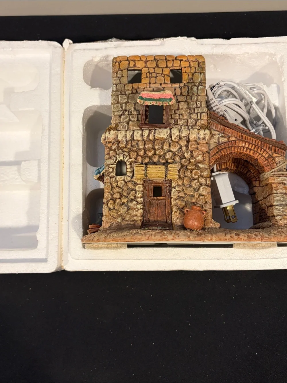 Department 56 Gatekeeper’s Dwelling - Little Town of Bethlehem #59797 - Box
